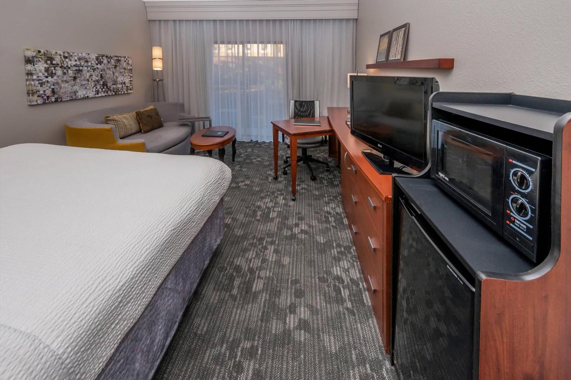 Courtyard By Marriott Panama City Exterior foto
